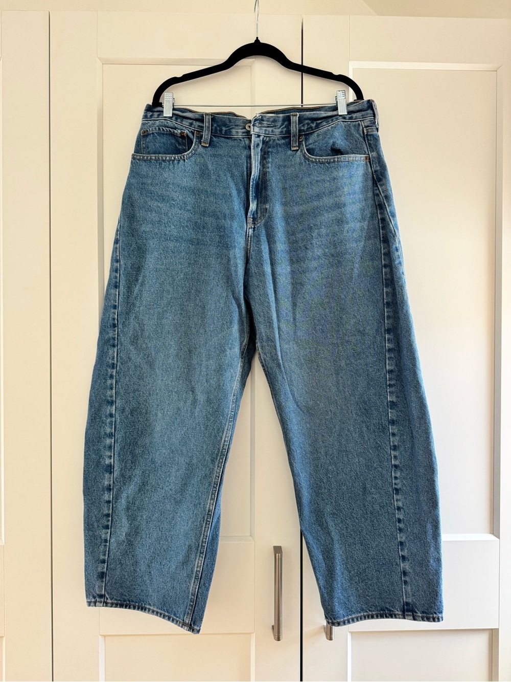 Abercrombie & Fitch Classic Blue Barrel Jeans